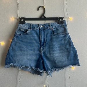 H&M High Waisted Jean Shorts 💙​​​​​​​